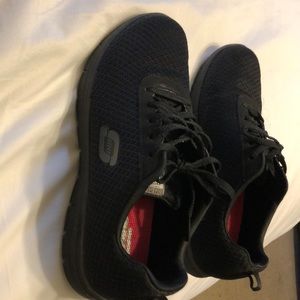 Gently used sketchers